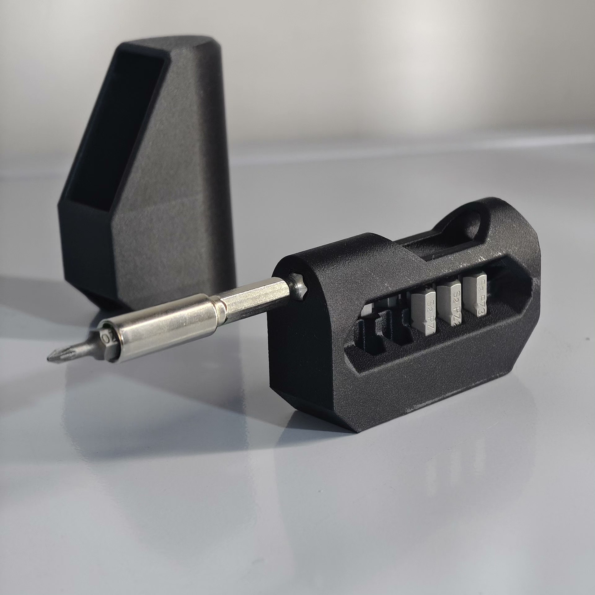 Hoverhy Custom 3D Printed EDC  - مراجعة Edc Car Carry وسعره