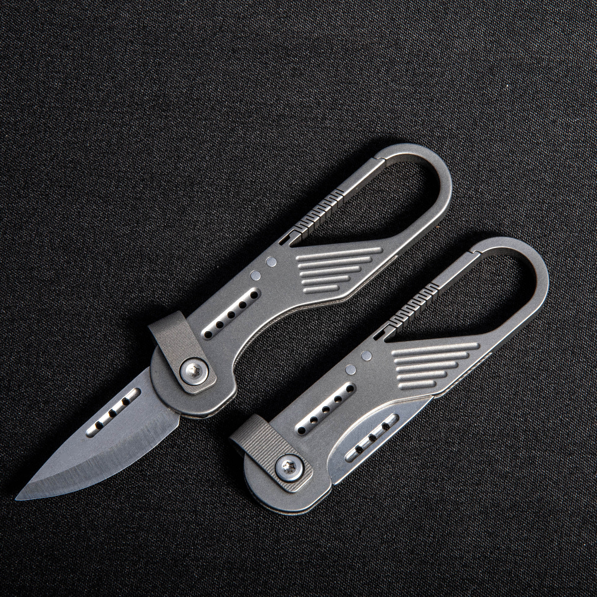 Titanium Alloy Keychain Mini F - مراجعة Edc Carry Essentials وسعره
