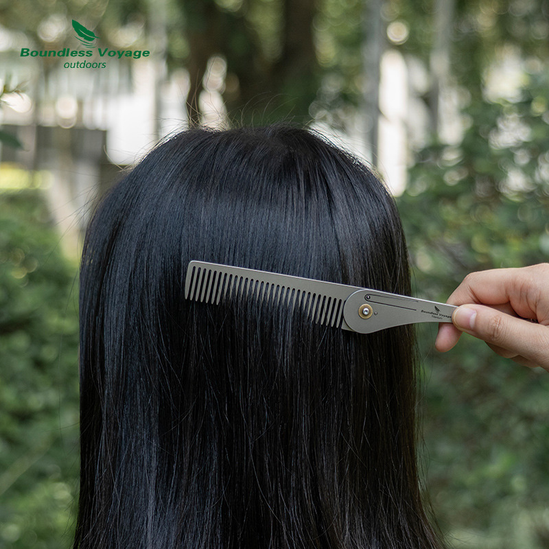 Pure Titanium Anti-Static Fold - مراجعة Comb Pocket Titanium وسعره